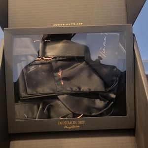 HB Rose Gold Satin Restraint Kit
